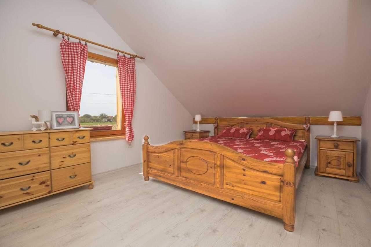 Hotel Kuca Za Odmor "Dva Srca" à Ceminac Extérieur photo