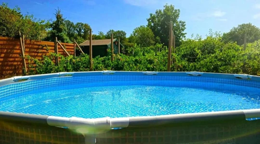 Hotel Kuca Za Odmor "Dva Srca" à Ceminac Extérieur photo