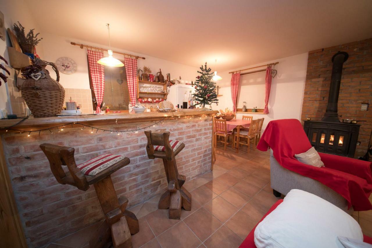 Hotel Kuca Za Odmor "Dva Srca" à Ceminac Extérieur photo