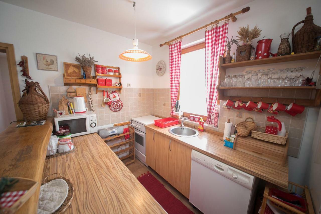 Hotel Kuca Za Odmor "Dva Srca" à Ceminac Extérieur photo