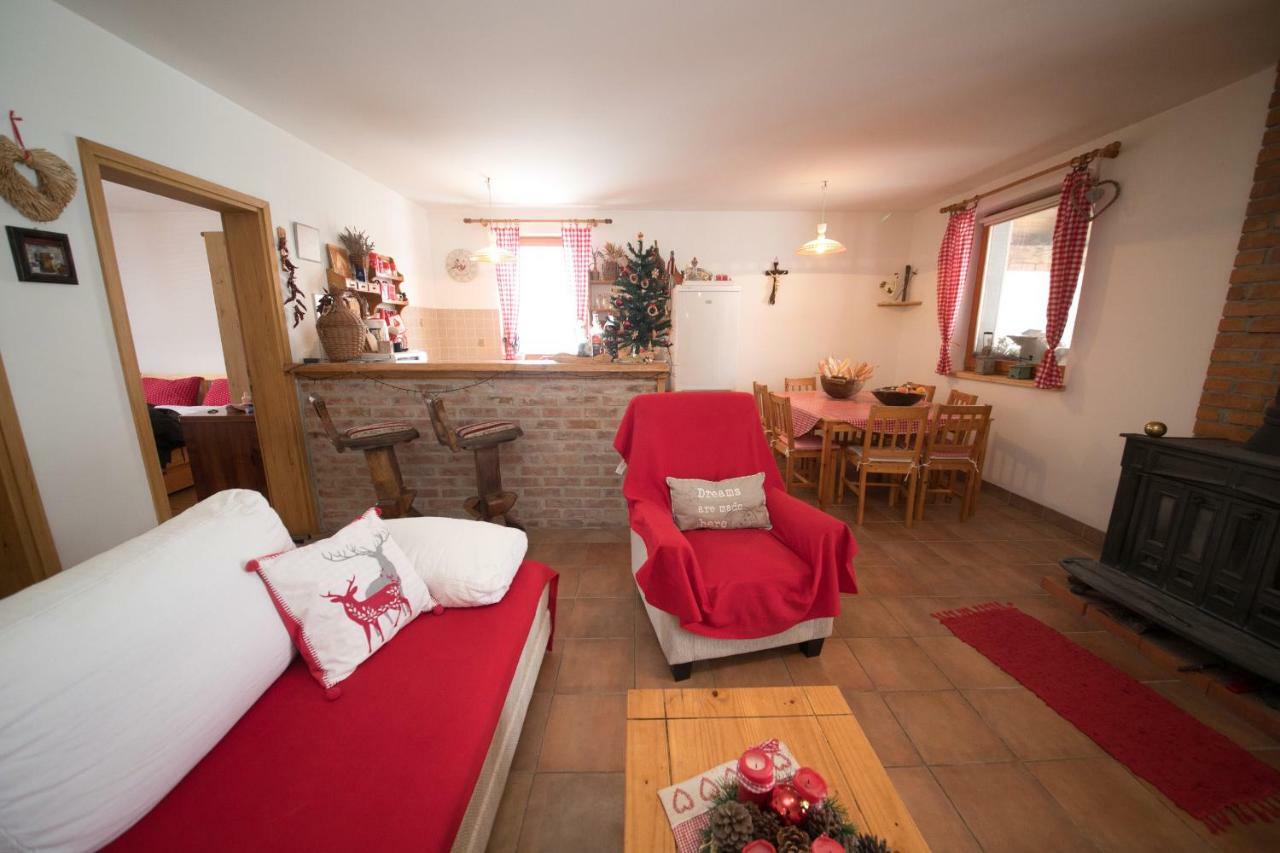 Hotel Kuca Za Odmor "Dva Srca" à Ceminac Extérieur photo